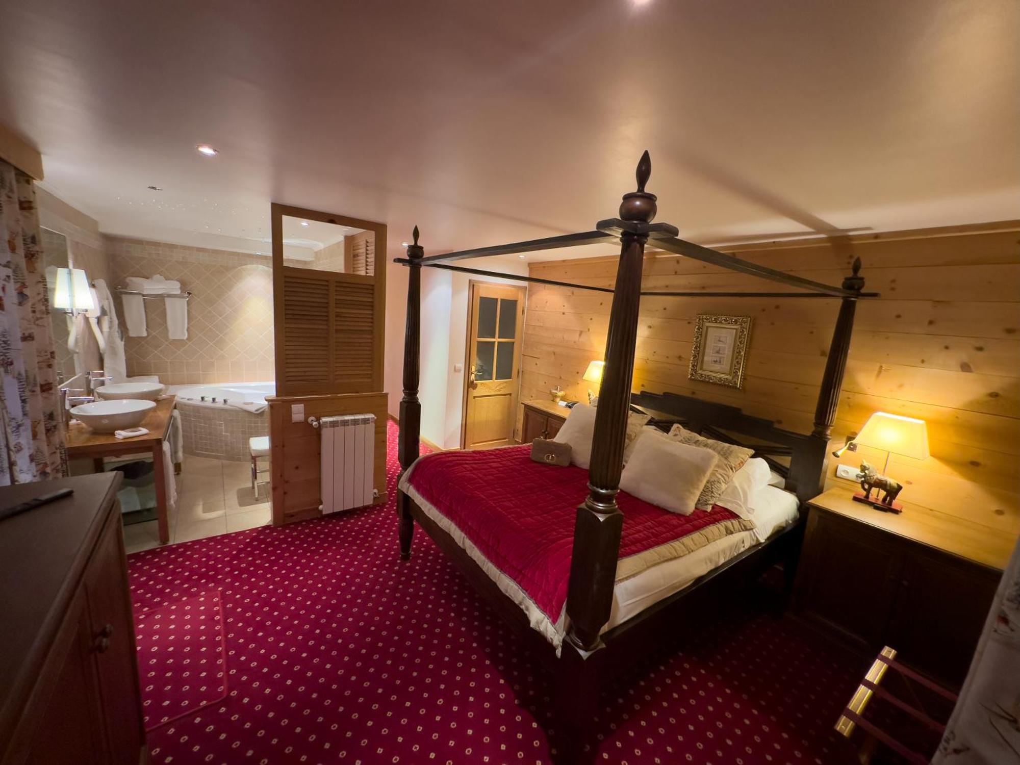 Hotel Le Chalet D'Auron Restaurant Et Spa Экстерьер фото
